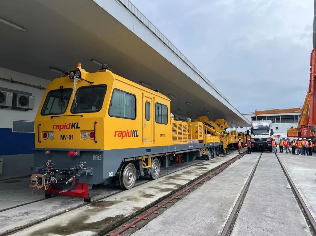 時瑞達重工馬來西亞地鐵3號線（LRT-3）項目車輛順利送抵現(xiàn)場
